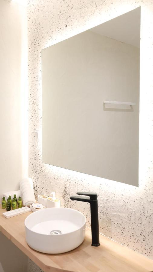 Thermes Private Suites ลูตรากี ภายนอก รูปภาพ